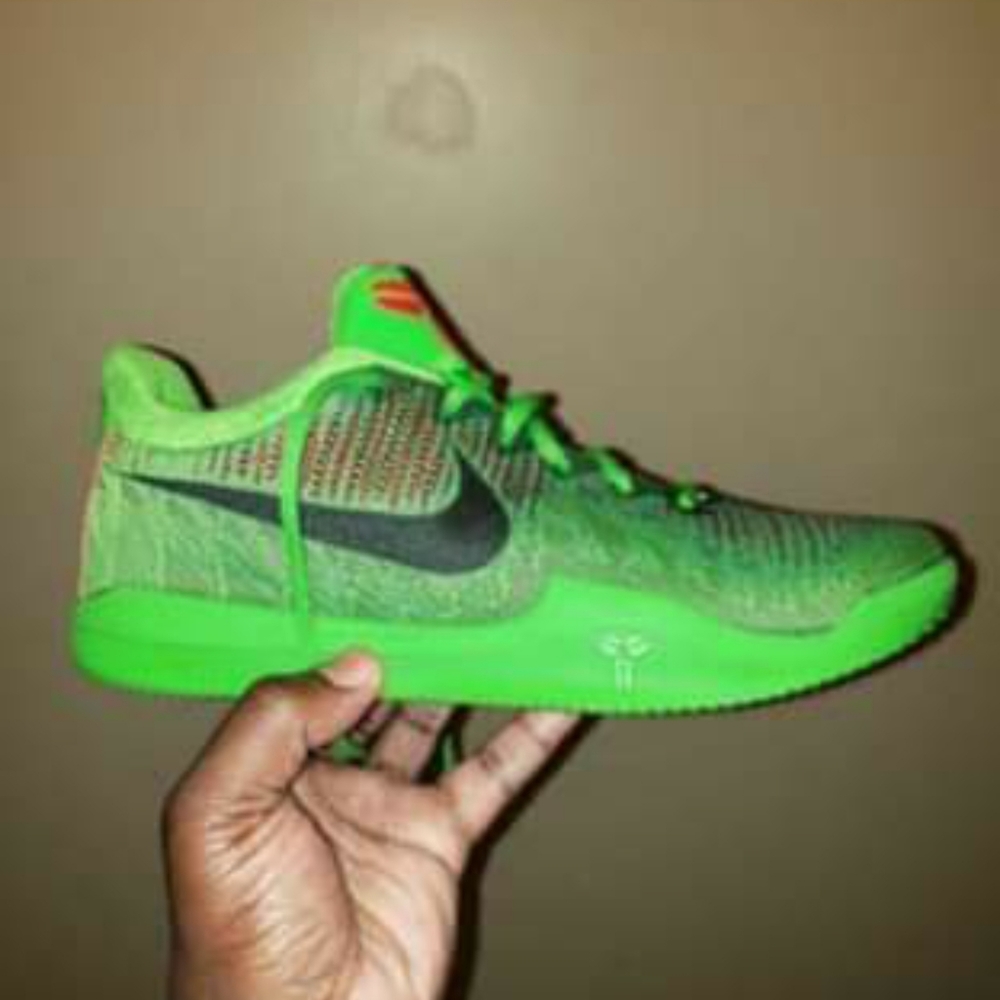 Kobe Mamba Rage (Grinch Edition)
